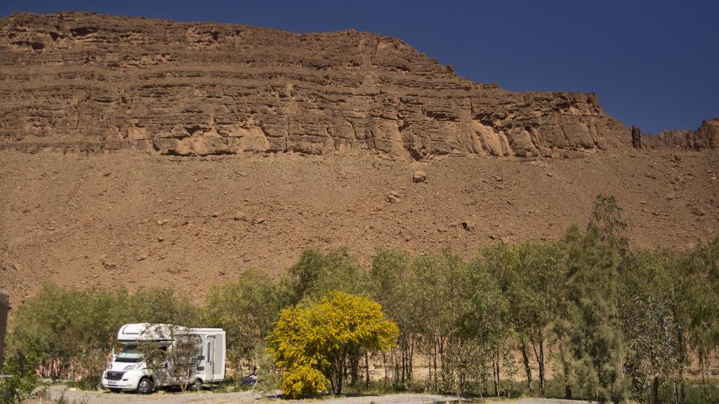 Kasbah Hotel Camping Jurassique Ifri Eksteriør billede